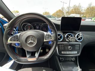 Mercedes-Benz Clase A 200d AMG LINE