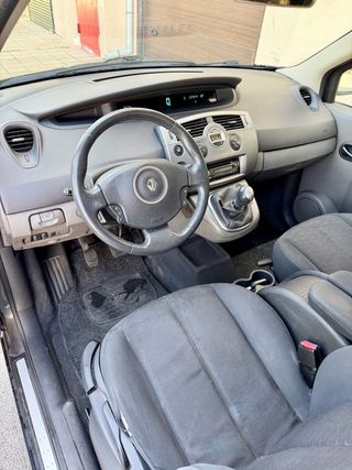 Renault Scenic 2007 1.5dCi