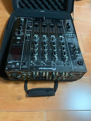 Mesa de mezclas Pioneer DJM-800