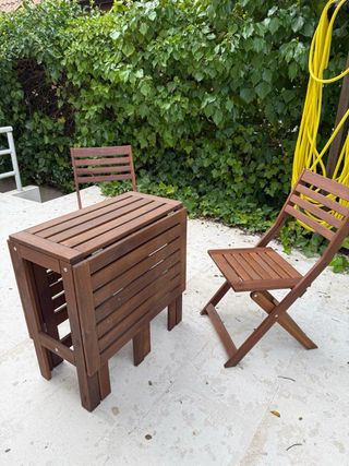 Mesa plegable exterior Ikea + 2 sillas