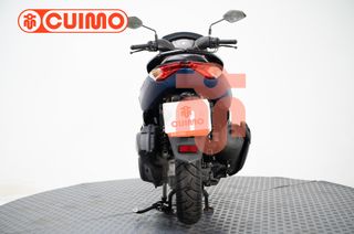 YAMAHA NMAX 125