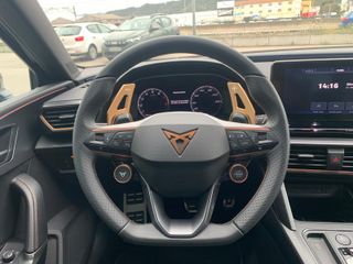 🚘 CUPRA León VZ 2.0 TSI 221kW (300 CV) DSG