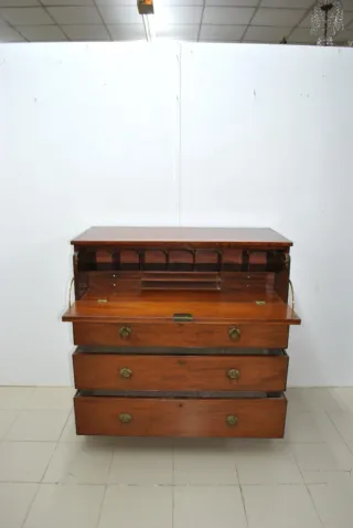Antigua cómoda escritorio de caoba