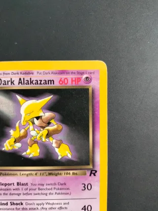Carta Pokémon Dark Alakazam 18/82 ENG