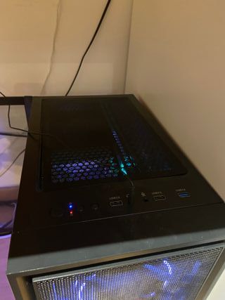 PC Gaming con luces LED