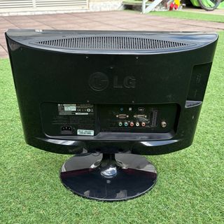 iPhone 12 mini + 2 televisores