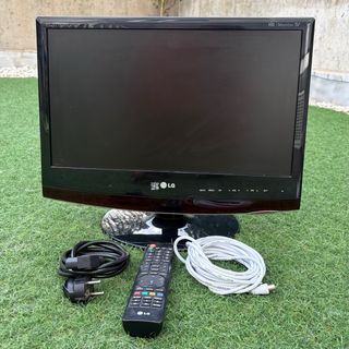 iPhone 12 mini + 2 televisores