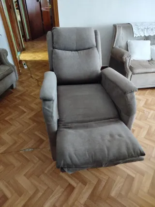 Sillón reclinable eléctrico beige