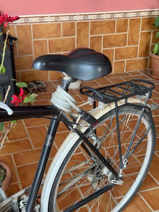 Bicicleta de paseo NEGRA