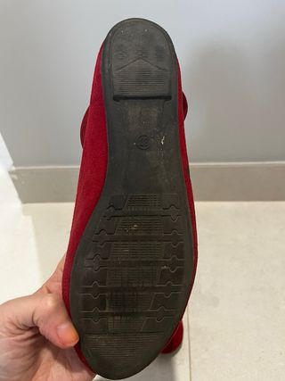 Manoletinas rojas niña