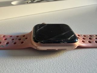 Apple Watch SE 40mm Rosa con Correa