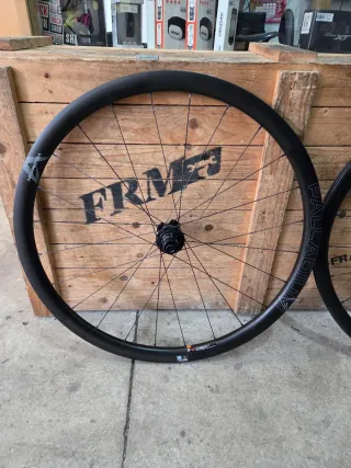 Ruedas Velomman Palladium 33 XDR Nuevas