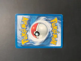 Carta Pokémon Rocket's Scyther 13/132