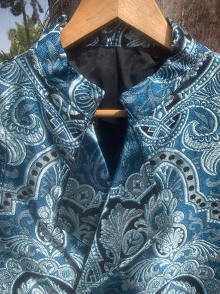 Chaleco Fallero Talla M Brocado Azul/Plata/ negro.