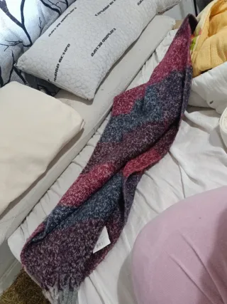 Pañuelo grande invierno rosa y morado