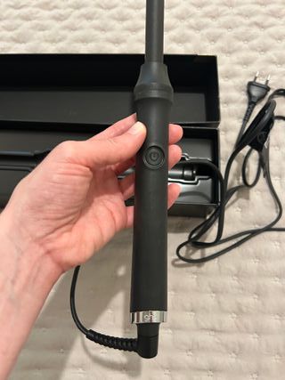 Tenacilla ghd curve thin wand negra