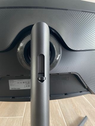 Monitor Samsung Odyssey G7 31.5 QLED 240Hz