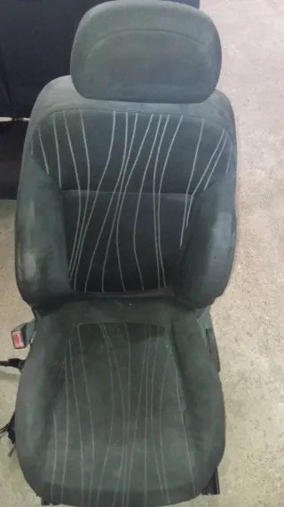 Asientos de coche tela negra
