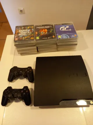 Consola PS3 500GB + 2 Mandos + 24 Juegos