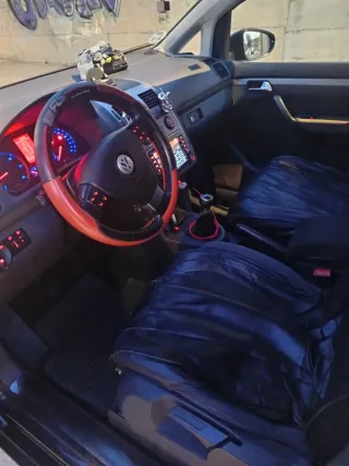 Volkswagen Touran 2010