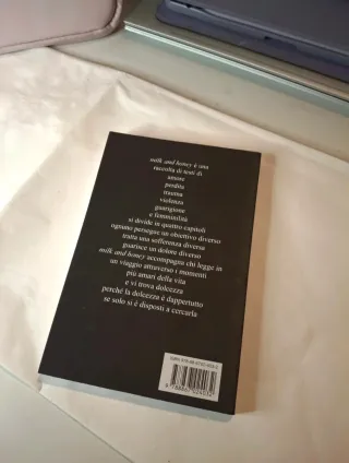 Milk and honey Rupi Kaur