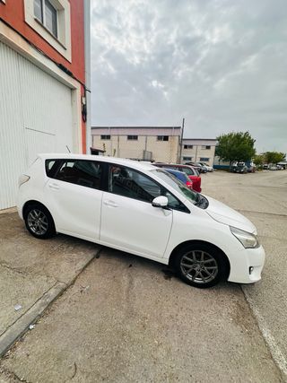 Toyota Verso 2014