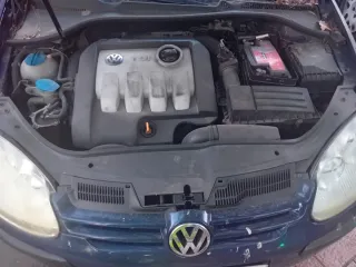 Volkswagen Golf 2004