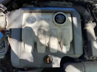 Volkswagen Golf 2004