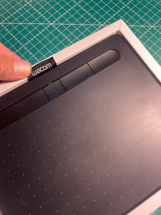 Tableta Gráfica Wacom Intuos Bluetooth