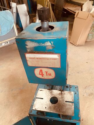 Prensa Neumática P-2000 4 Tm