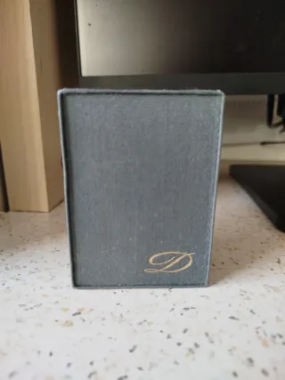 Encendedor S.T. Dupont bañado en oro