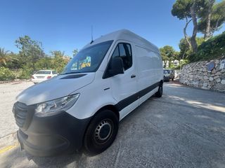 Mercedes-Benz eSprinter 2021