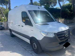 Mercedes-Benz eSprinter 2021