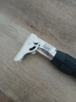 Pata plegable y extensible para mesa camper