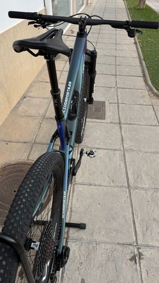 Specialized Epic 8 Pro Talla M 2025