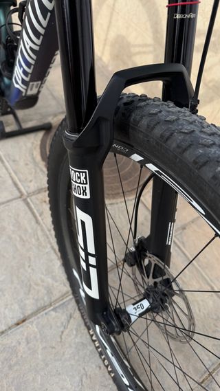 Specialized Epic 8 Pro Talla M 2025