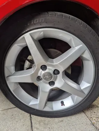 Opel Tigra 2005