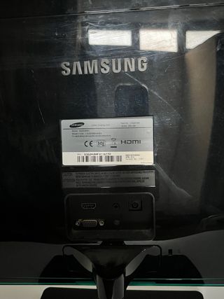 Monitor Samsung Negro y Verde