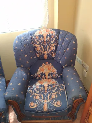 Tresillo Sofá 3 plazas y 2 sillones. Vall d'Uixo