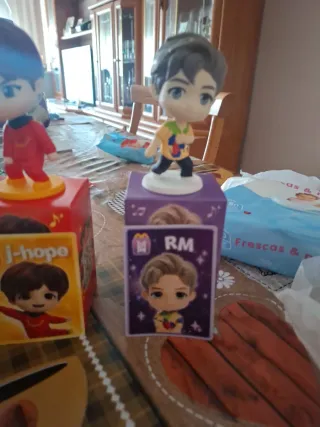 Muñecos BTS McDonald's