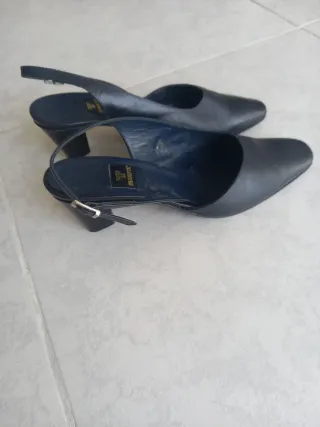 Zapatos de piel azul Farrutx mujer