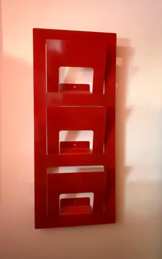 Revistero Metálico Rojo