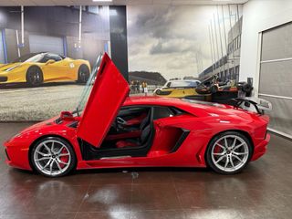 Lamborghini Aventador 2015