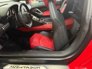 Lamborghini Aventador 2015