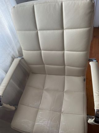 Silla de escritorio blanca con ruedas regulable