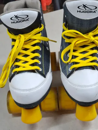 Pattini a rotelle Hudora denim con lacci gialli