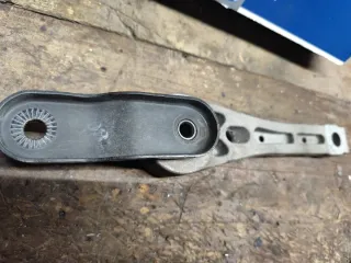 Soporte motor Audi S3 8P original