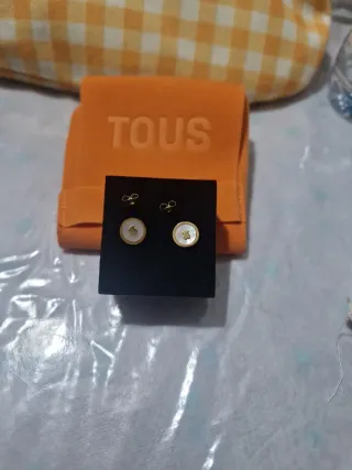 Pendientes tous  Acero Oso  fondo nacar y Dorado