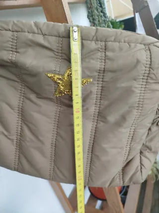 Bolso nylon beige con estrella dorada