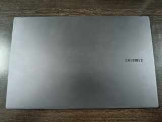 Portátil Samsung Book 3 Grigio